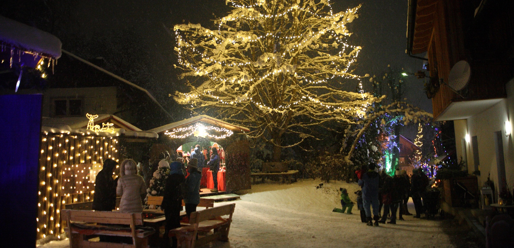 Weihnachtsmarkt beim Appartementhaus Burgfried